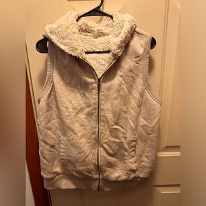 Old Navy vest Large